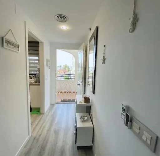 Apartamento ático Con Acceso Directo Al Mar