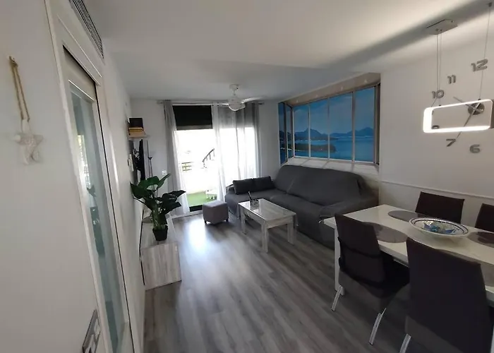 Apartamento ático Con Acceso Directo Al Mar Miami Platja (Miami Playa)